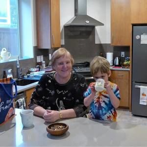 Meet your Posher, Edna